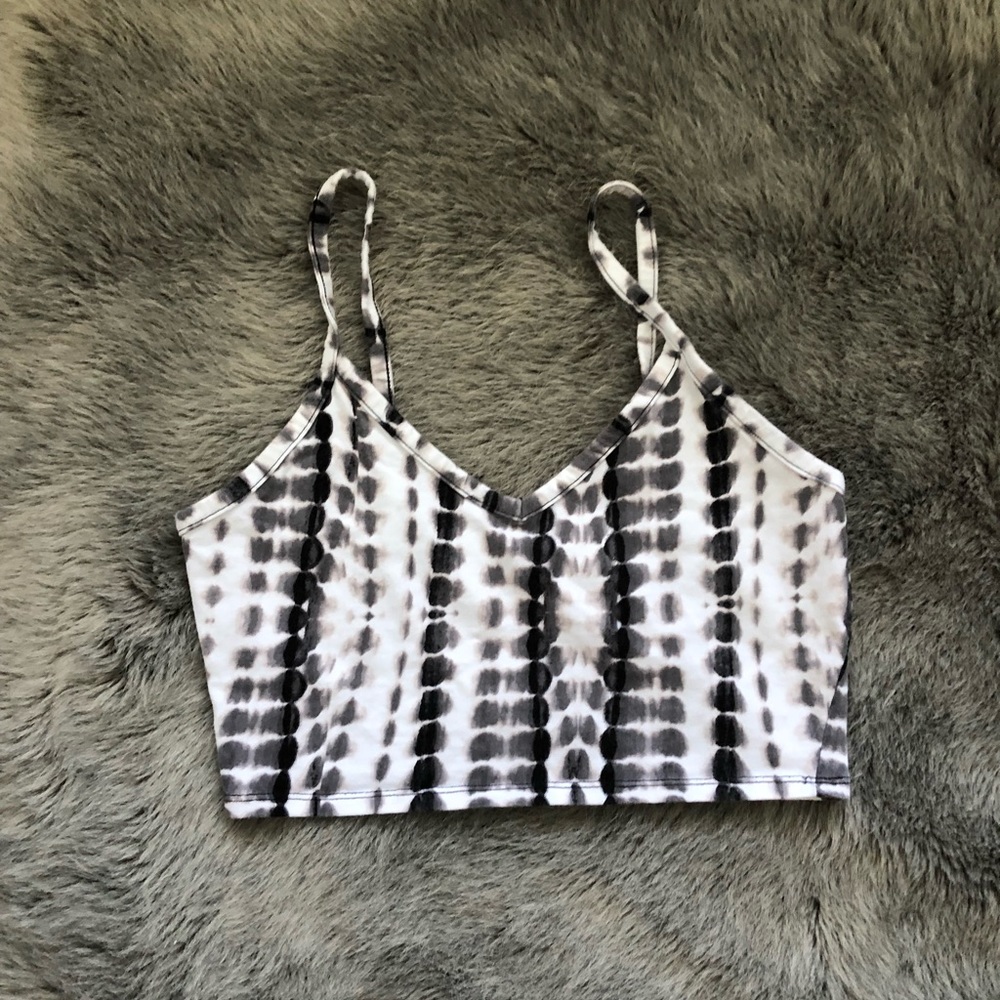 Black and White Crop Top